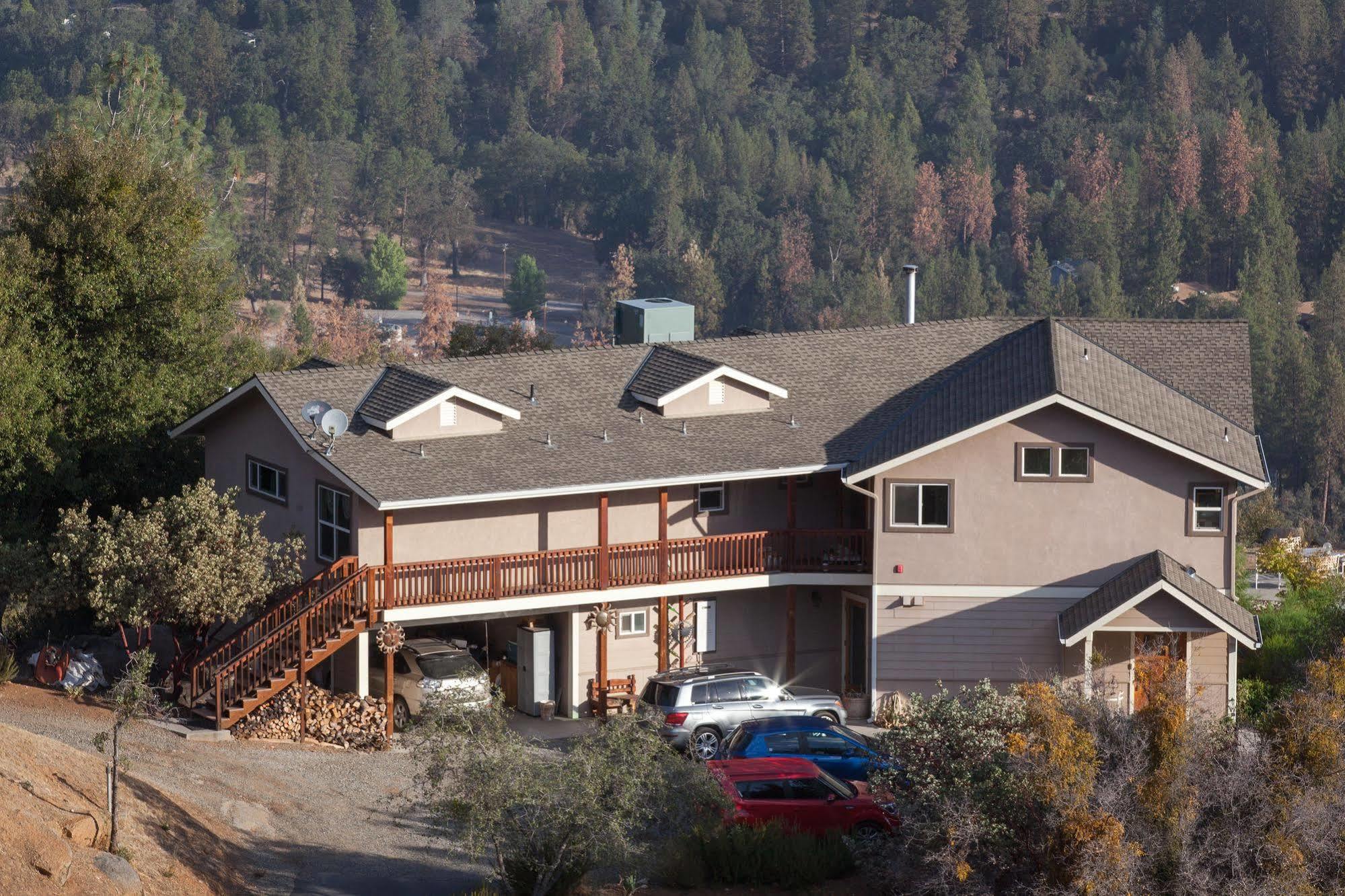 Yosemite Sierra View Bed & Breakfast Oakhurst Exterior foto